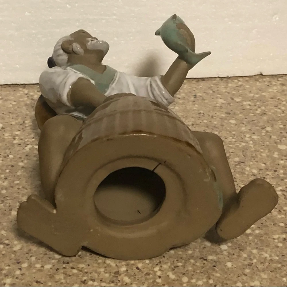 Vintage Asian/Japanese Shiwan Mudman Fisherman Figurine 7